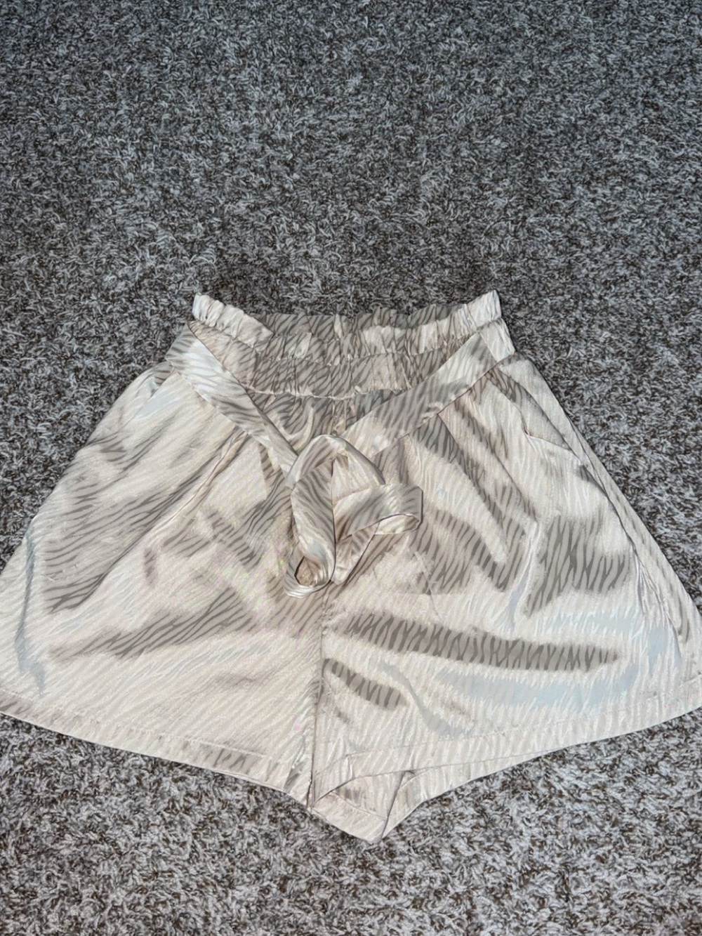 entro Cream Zebra-Print High Waist Shorts